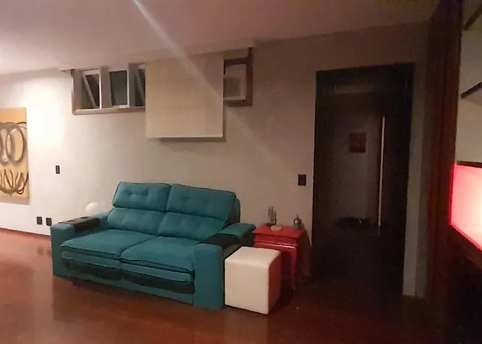 Incrivel Quarto E Sala Na Quadra Da Praia De Ipanema